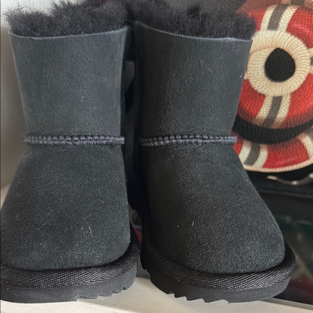 UGG Kids Black Boots - Picture 5 of 7